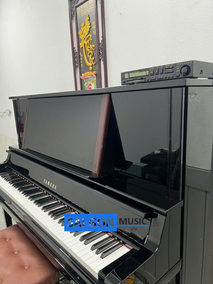 đàn Yamaha YU5SXG