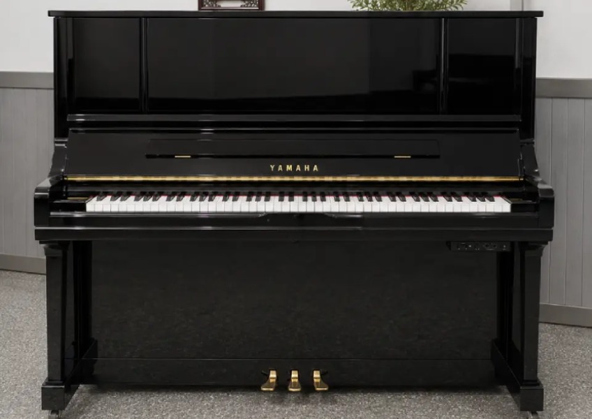 Đàn piano Yamaha YU30, YU30MhC, YU30SEB khác nhau như thế nào?